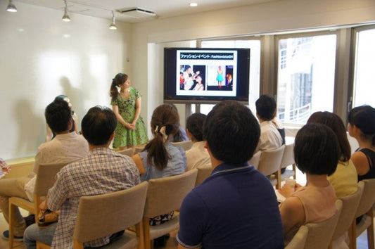 Gallery andu amet Talk Café「鮫島弘子×大山知春~アフリカで見つけた”本物”~」