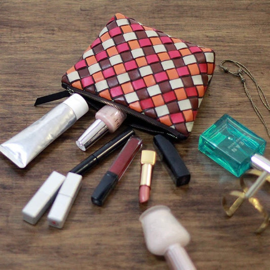 プレゼントに最適!柔らか質感のCosmetic Case