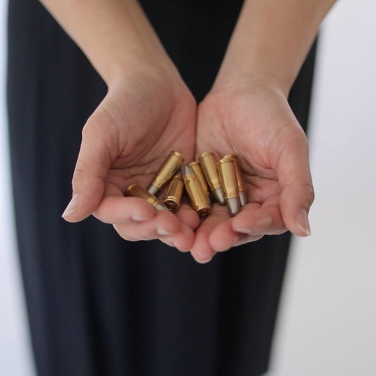 人気のジュエリーシリーズ「Bullet Collection」からピアスが登場!