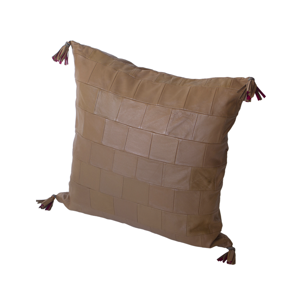 Yawn / シープスキン クッションカバー