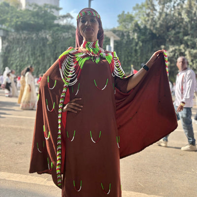 自然に感謝するエチオピアのお祭り、イリチャ（Irreecha）と幸せの黄色いデイジー